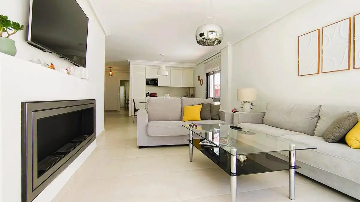 Apartment with pool for sale in CALIFA-UR NVA ANDALUCIA 16, imagen 3