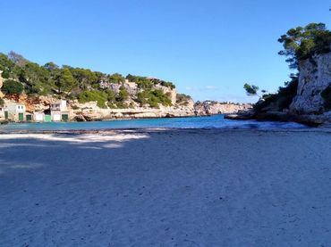 Terrenys i solars en venda a Cala Llombards
