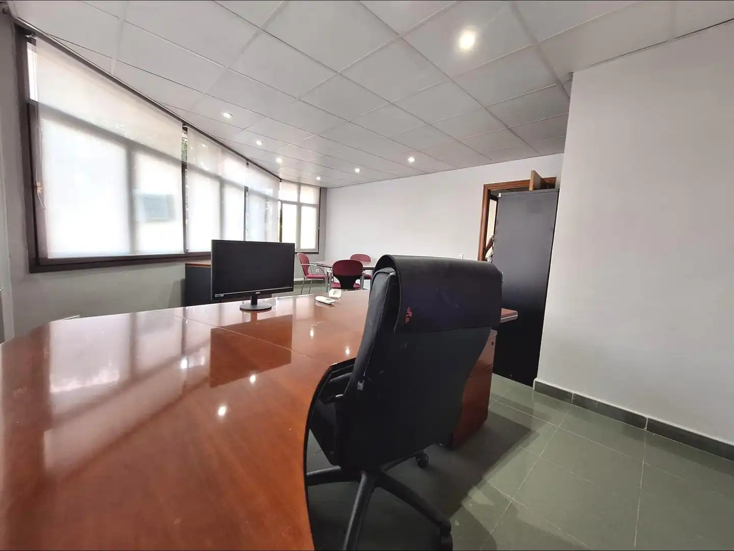 Office for rent in Barberà del Vallès  with Air Conditioner, Heating and Storage room