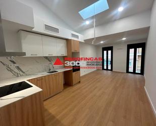 Kitchen of Attic for sale in  Barcelona Capital