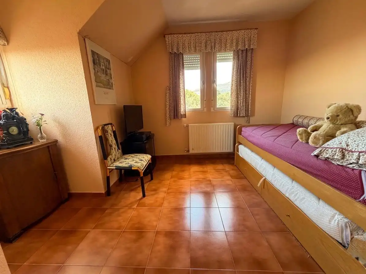 Casa o chalet en venta en Calle Uruguay, Los Ángeles de San Rafael