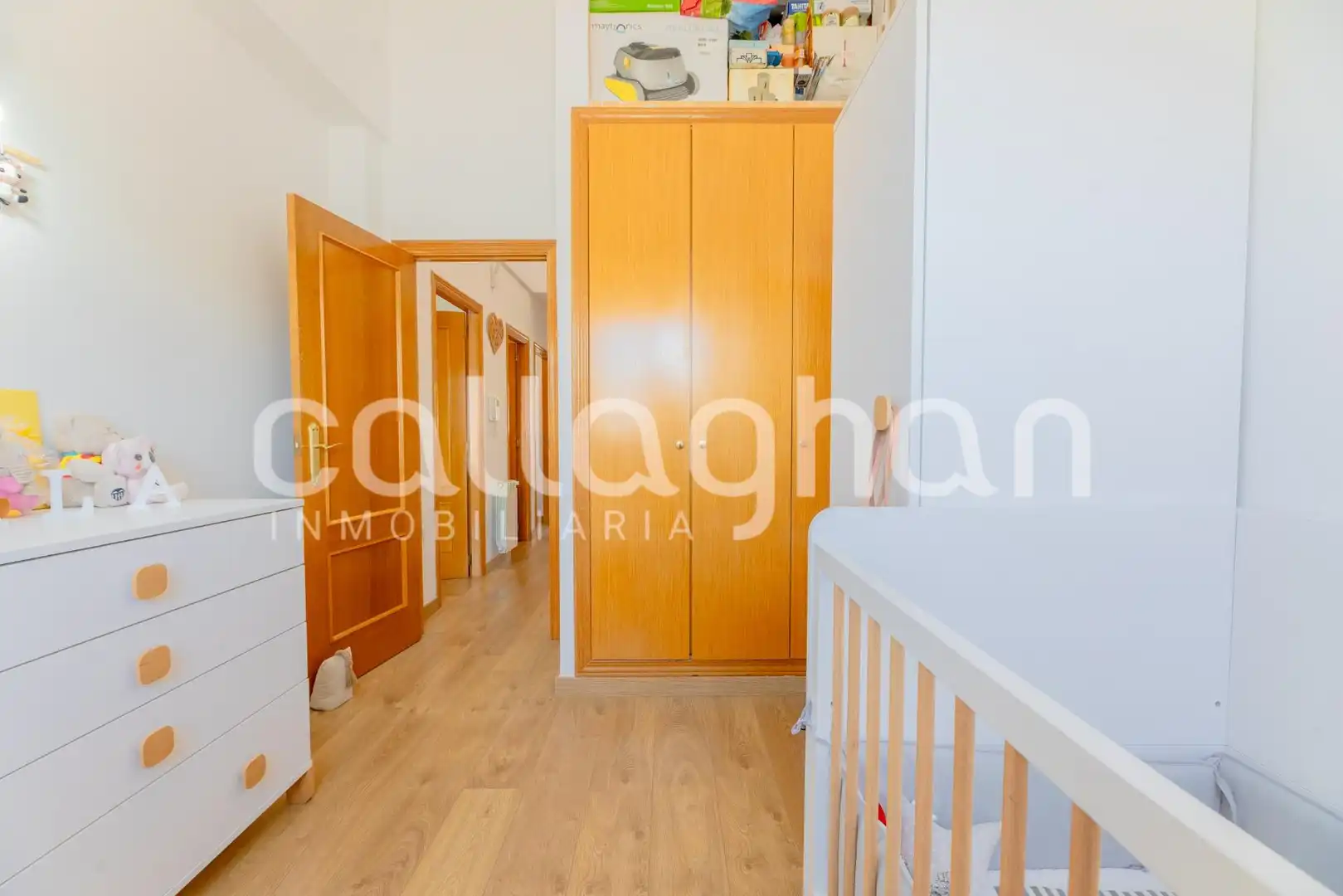 Casa adosada en venda en La Pobla de Vallbona amb Aire condicionat, Jardí privat i Terrassa