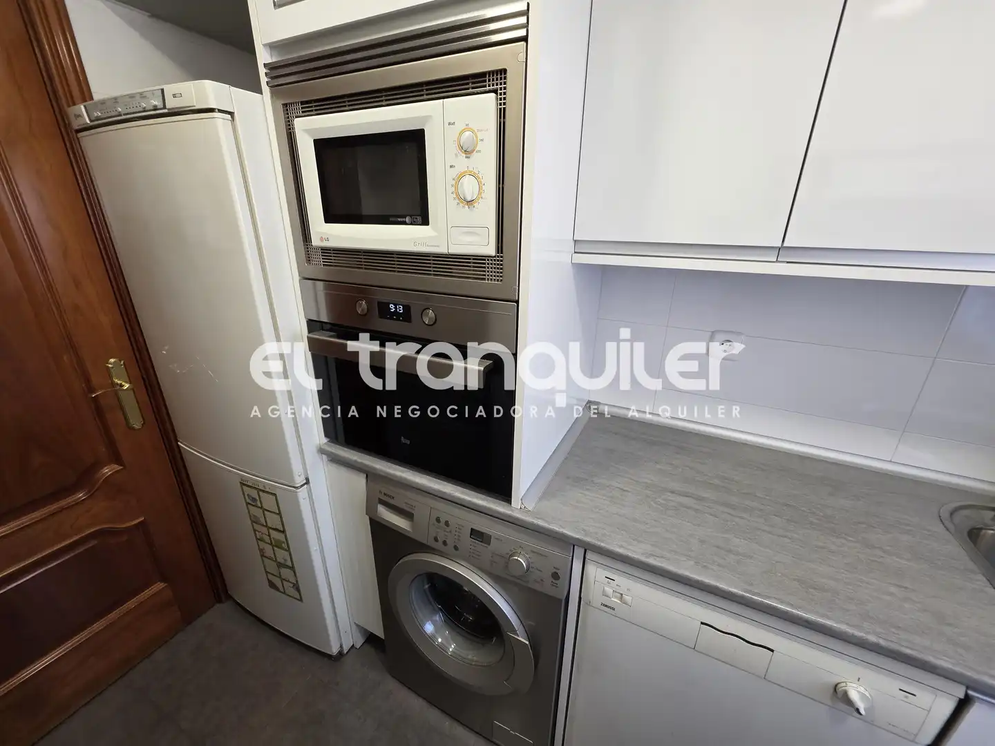 Cocina de Piso de alquiler en Madrid con Aire acondicionado, Parquet y Amueblado