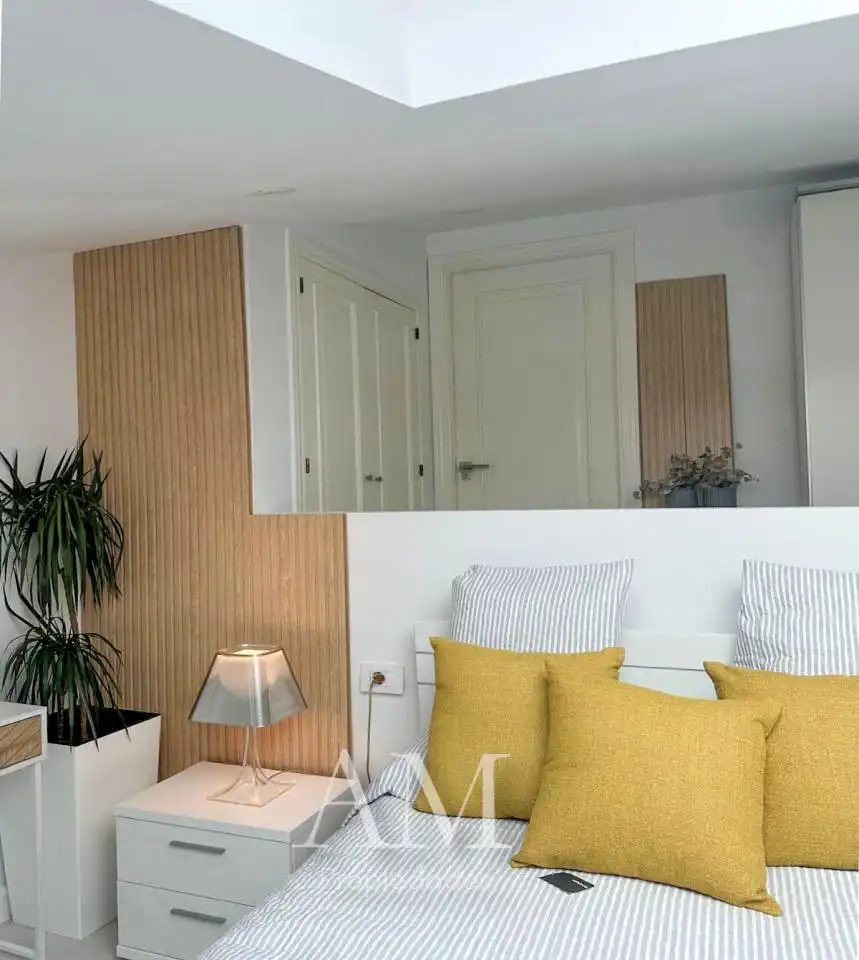 Bedroom of Duplexes for rent in Vigo   with Air Conditioner, Heating and Terrace