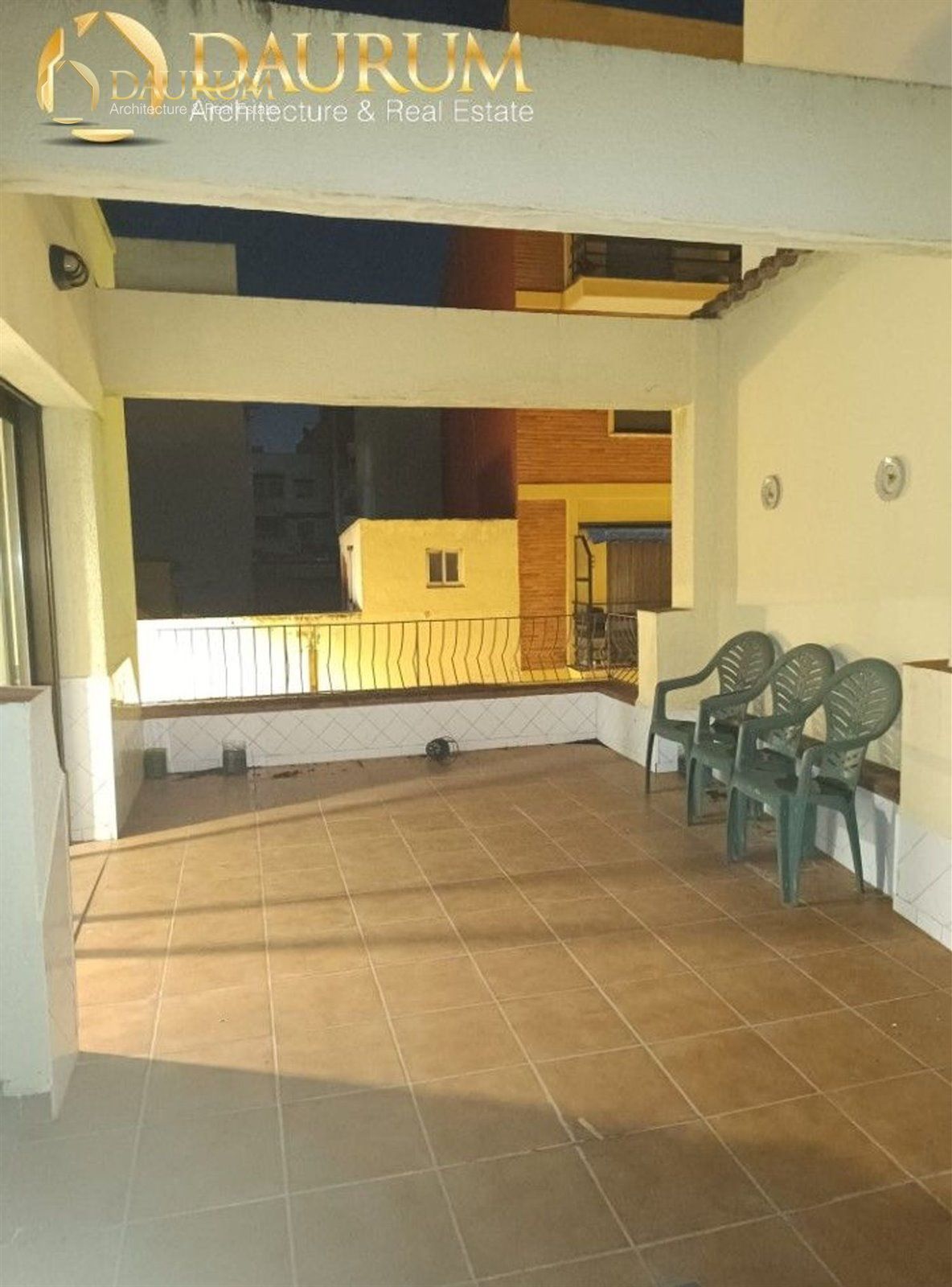 Terrace of House or chalet for sale in Paterna  with Air Conditioner