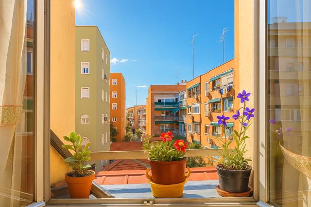 Piso en Venta en Avenida de la Ciudad de Barcelona en Adelfas