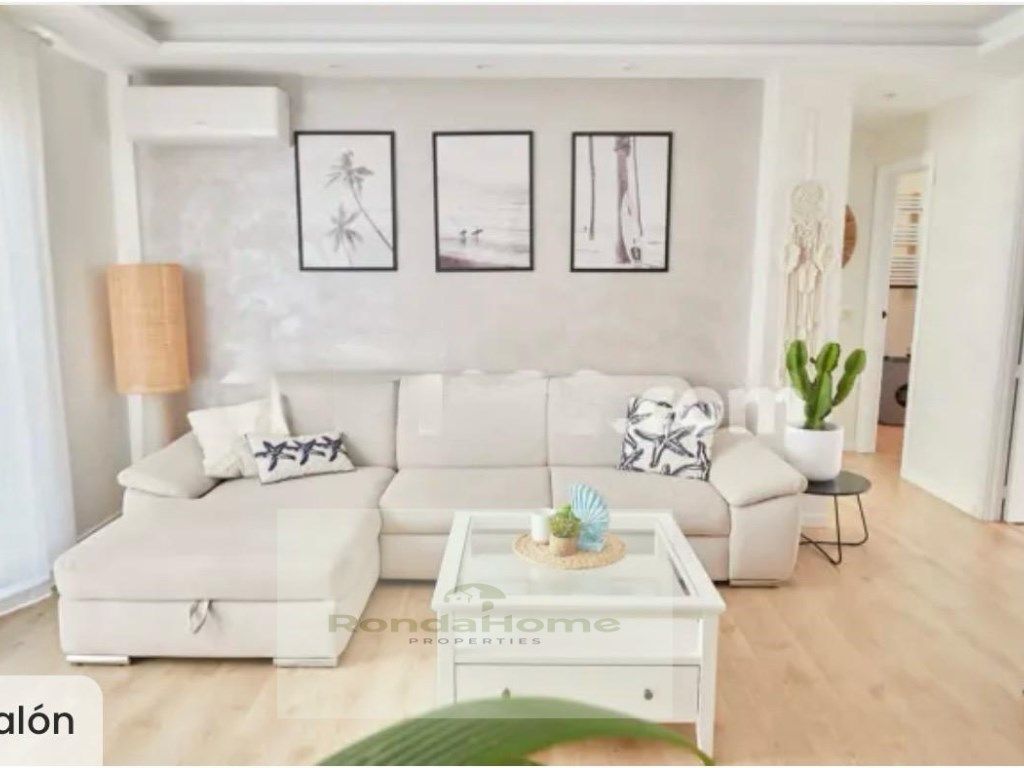 Living room of Flat to rent in Mijas