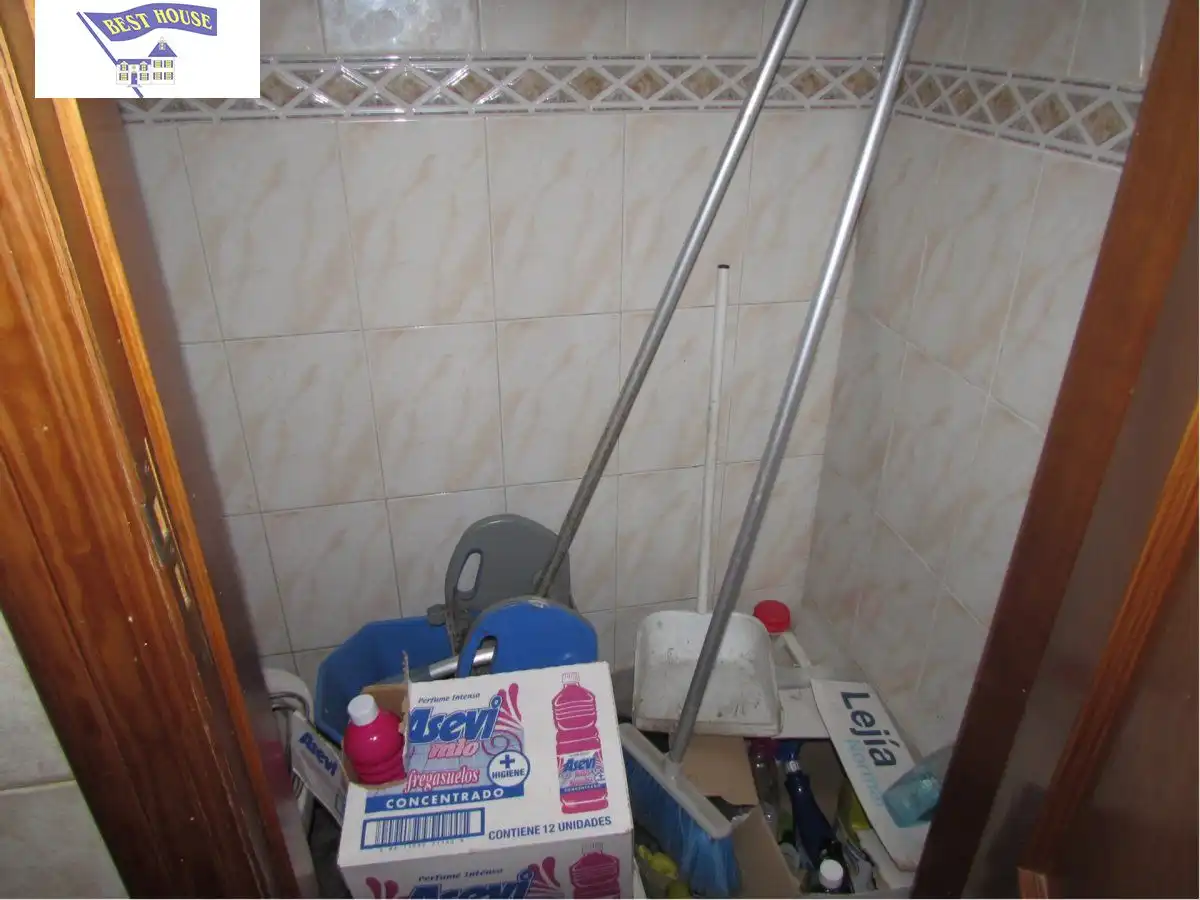 Baño de Local en venta en Albacete con Aire acondicionado y Amueblado