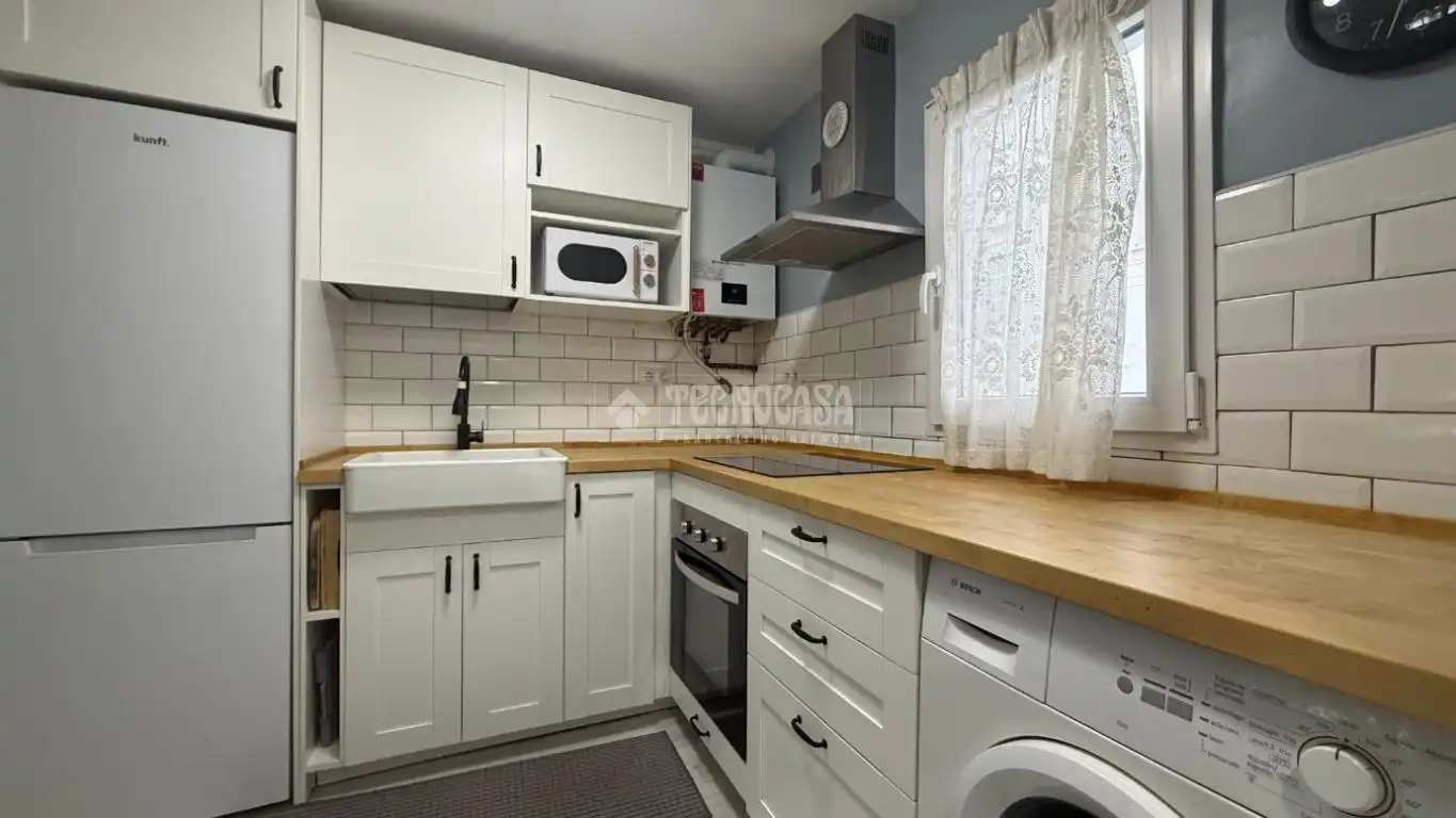 Cocina de Piso de alquiler en Madrid