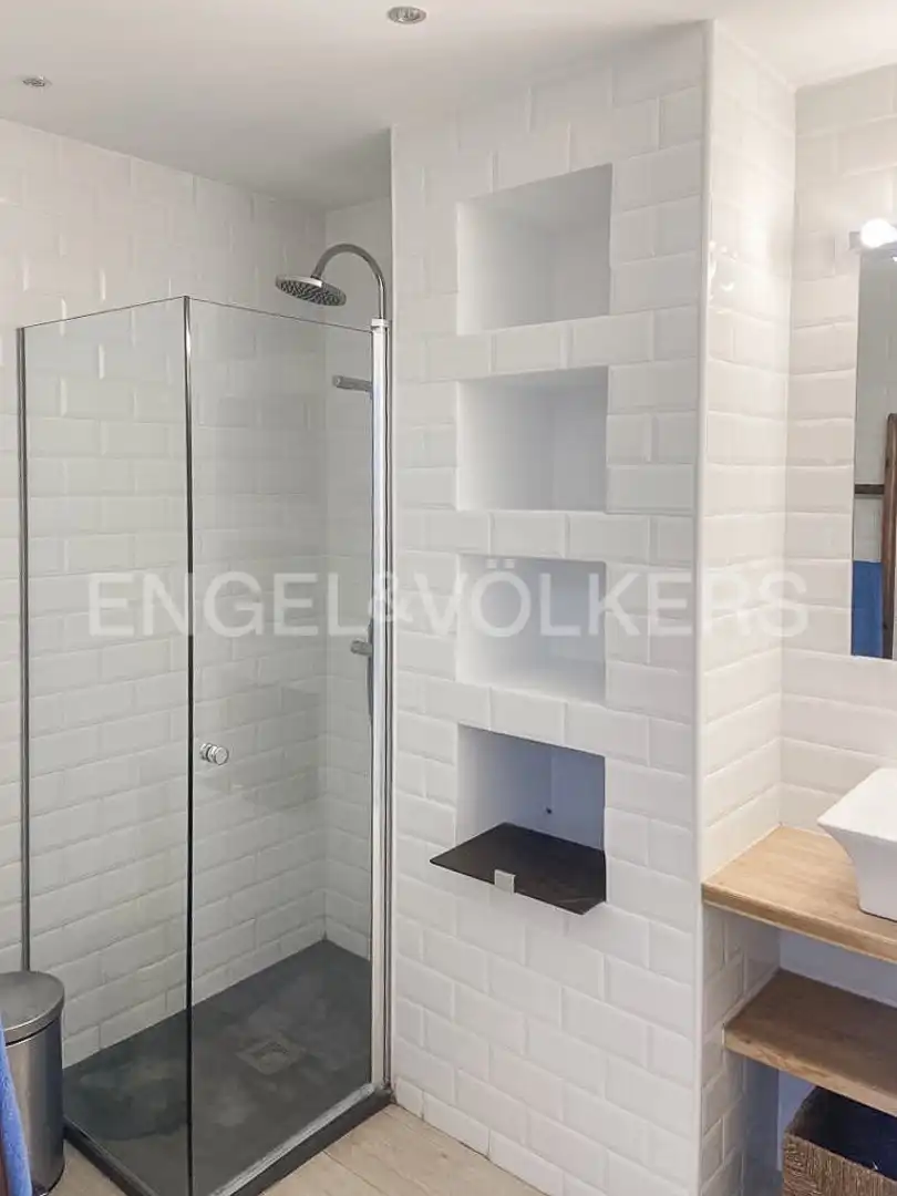 Baño de Piso de alquiler en Barcelona con Aire acondicionado, Calefacción y Parquet