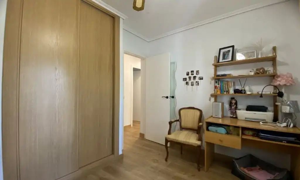 Dormitori de Casa o xalet en venda en Cadalso de los Vidrios amb Aire condicionat, Calefacció i Jardí privat