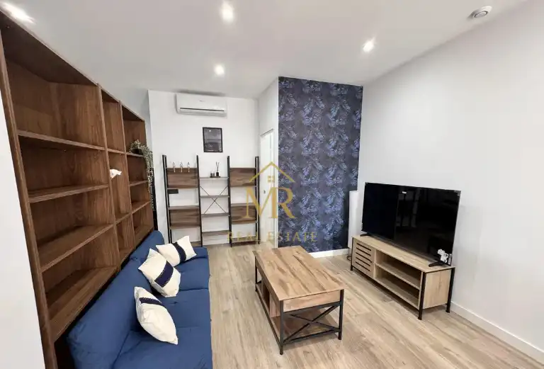 Living room of Study for sale in Salamanca  with Air Conditioner, Heating and Furnished