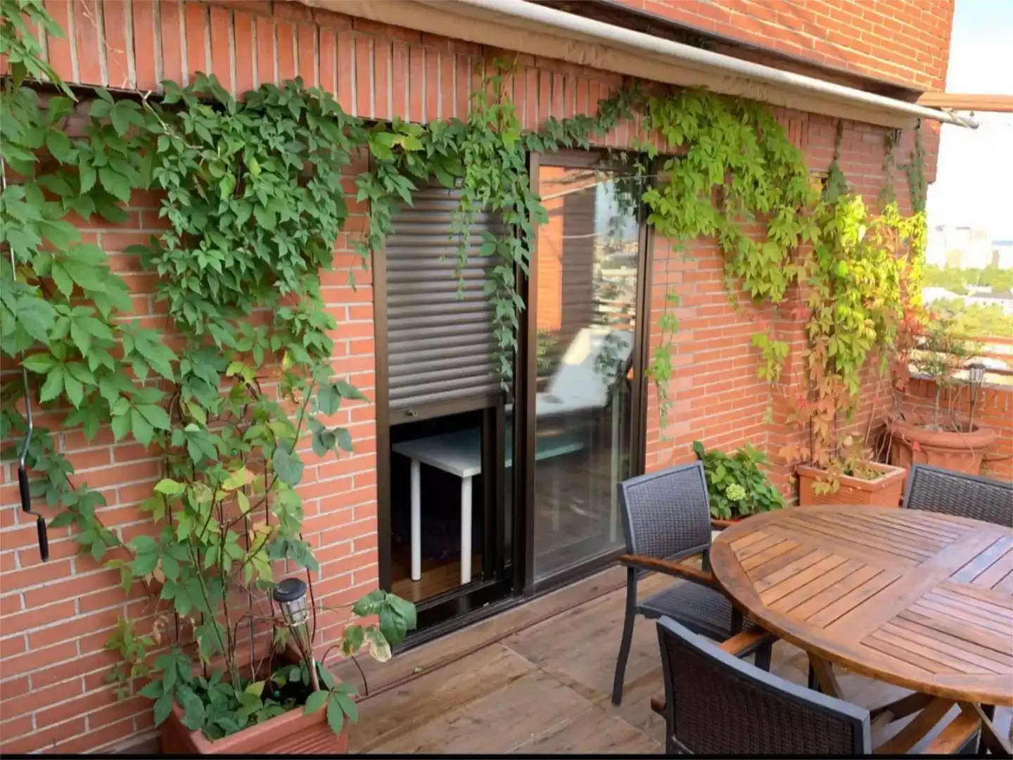 Terrasse von Wohnung zum Verkauf in  Madrid Capital mit Klimaanlage und Schwimmbad