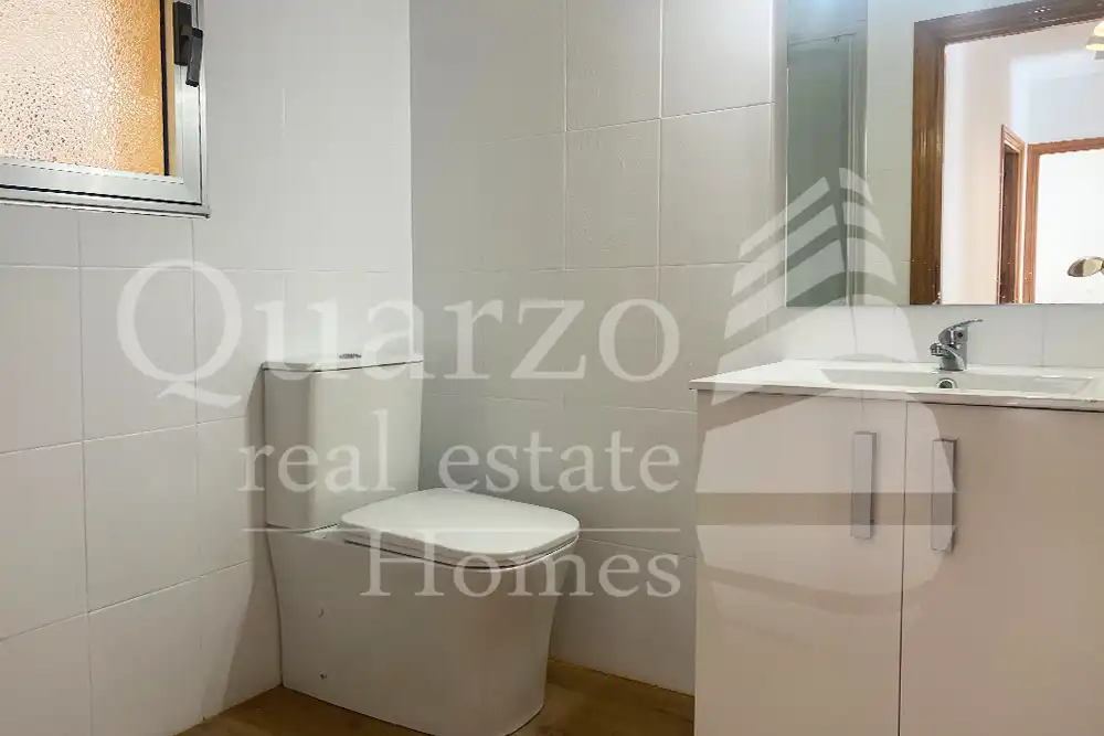 Bathroom of Flat for sale in Segovia  with Furnished
