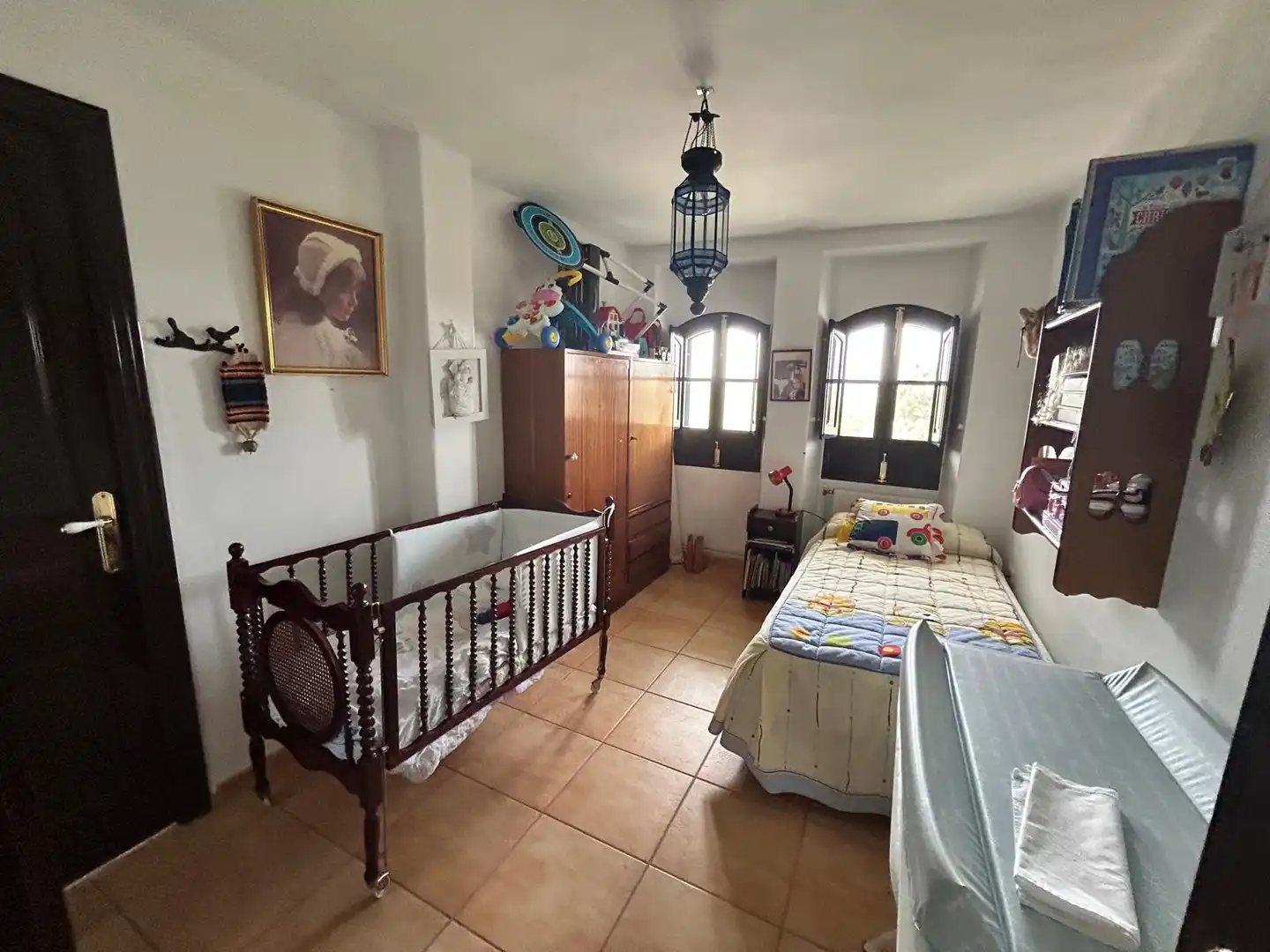 Dormitori de Finca rústica en venda en Medellín amb Jardí privat, Terrassa i Traster