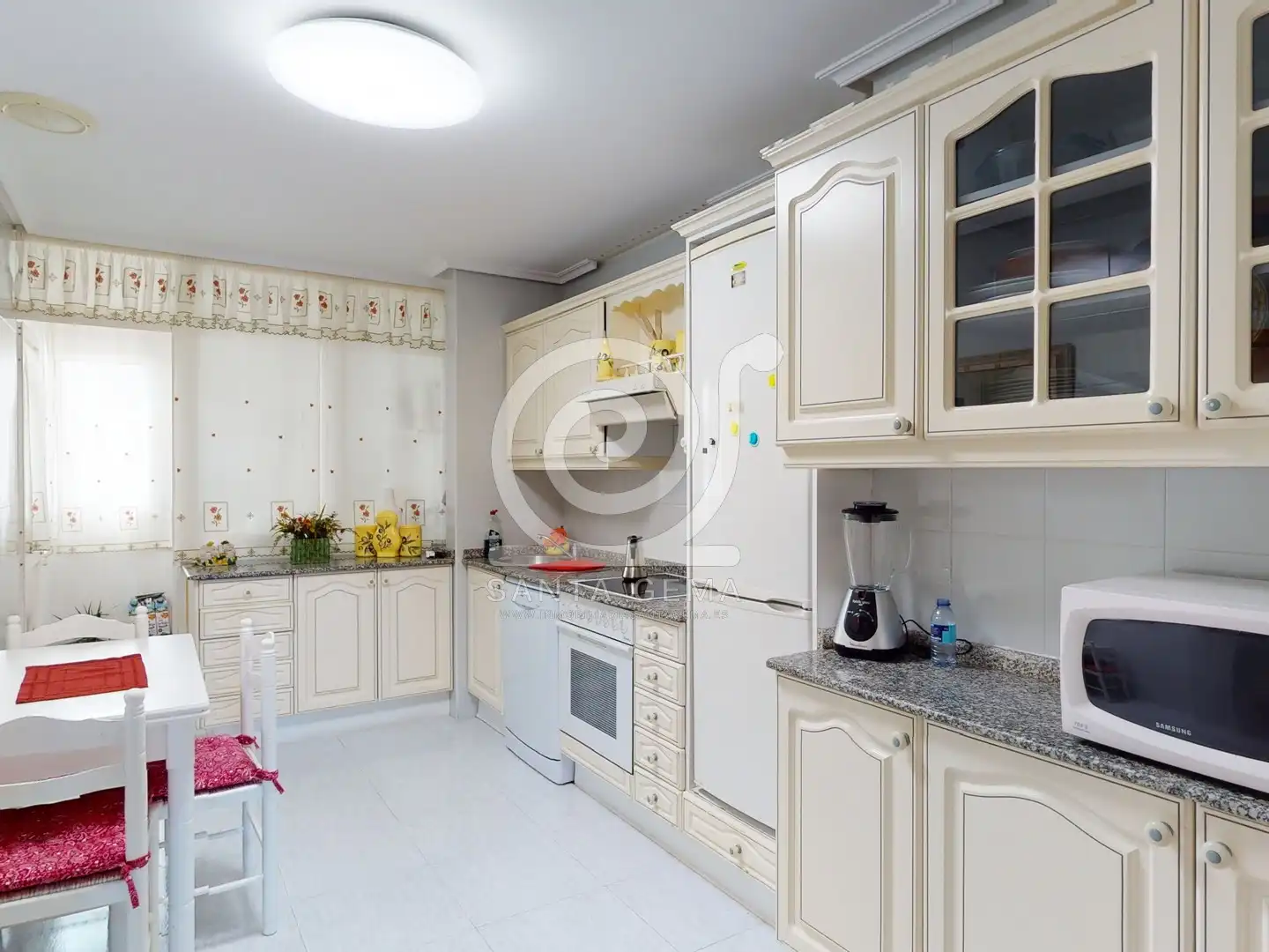 Kitchen of Flat for sale in Cambre   with Heating and Storage room