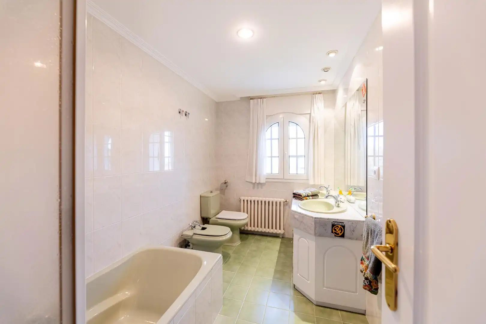 Baño de Casa o chalet en venta en Torrelodones con Calefacción, Jardín privado y Terraza