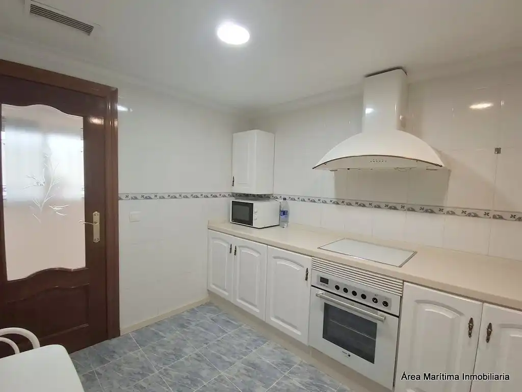 Flat for rent in Carrer d'Ernest Anastasio, El Cabanyal - El Canyamelar