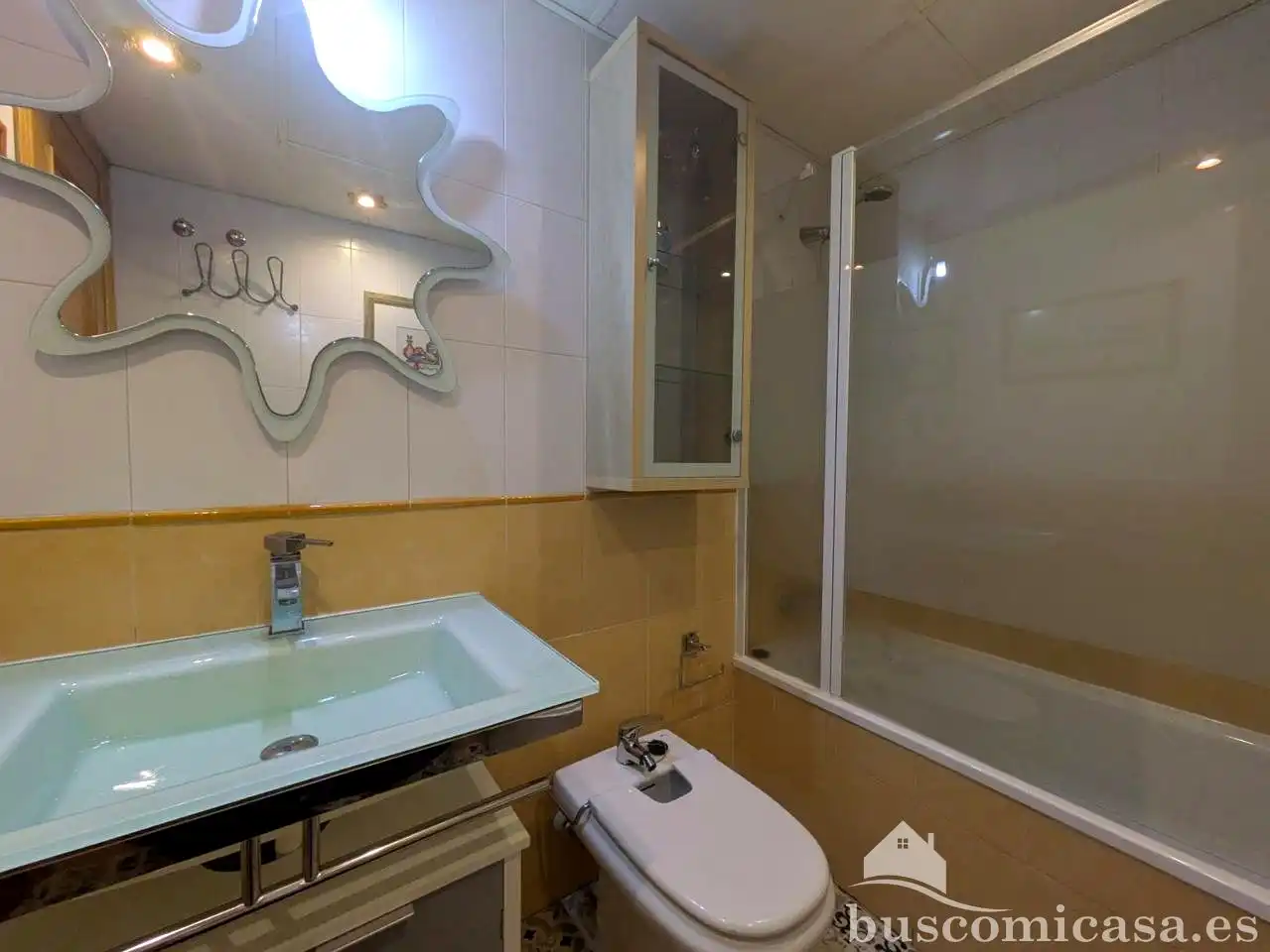 Bathroom of Flat for rent in Linares  with Air Conditioner and Furnished