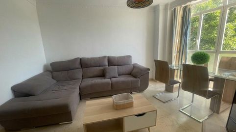 Piso en venta en pleno centro de Málaga con 3 habitaciones, terraza adosa y patio