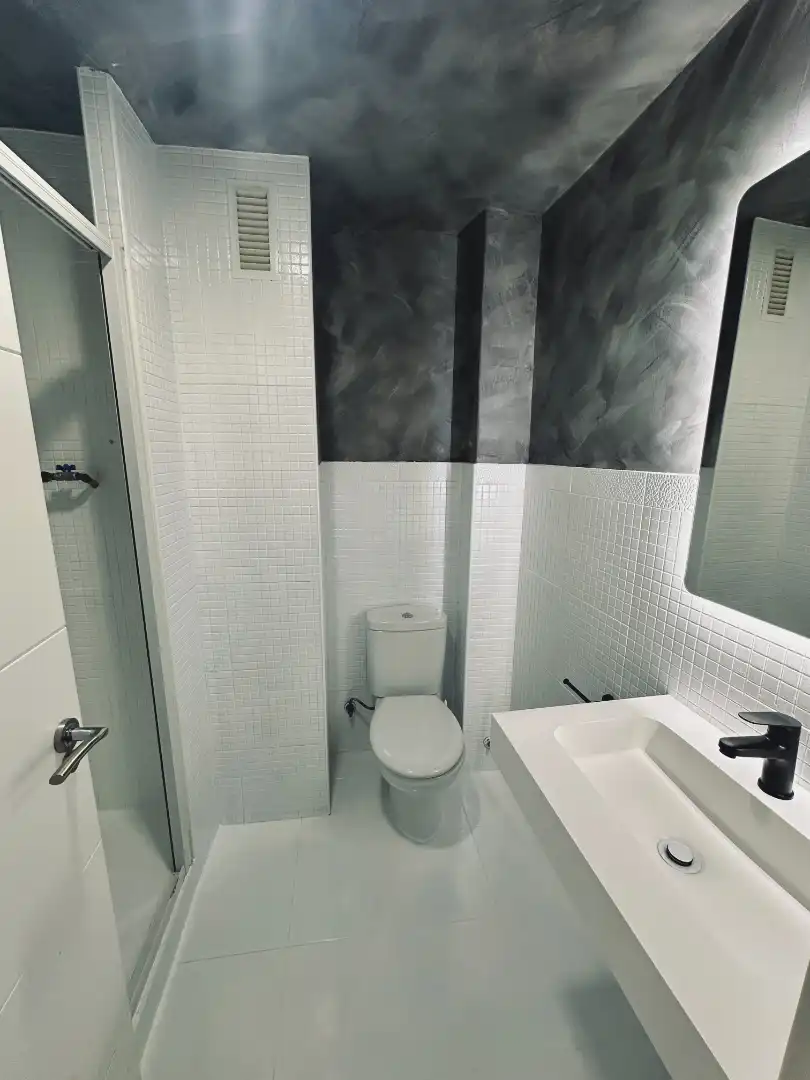 Baño de Piso de alquiler en Zaragoza con Calefacción, Amueblado y Horno