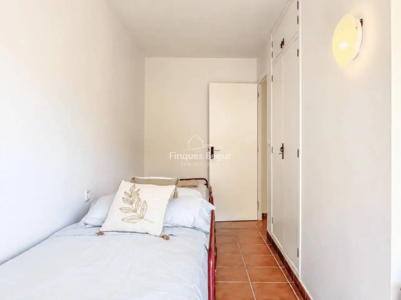 Habitación de Apartamento en venta en Begur con Terraza, Amueblado y Balcón