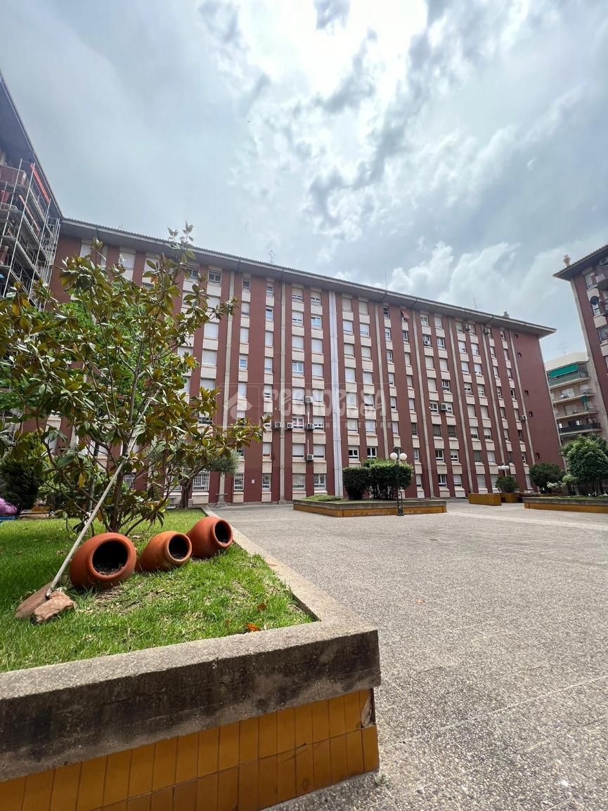Vista exterior de Pis en venda en Sabadell amb Parquet