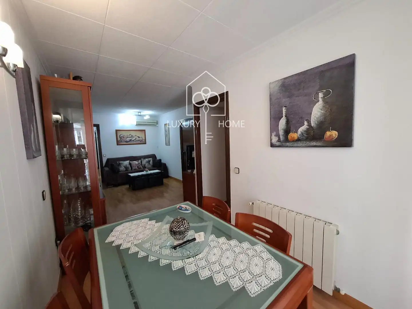Vista exterior de Ático en venta en L'Hospitalet de Llobregat con Aire acondicionado, Calefacción y Parquet