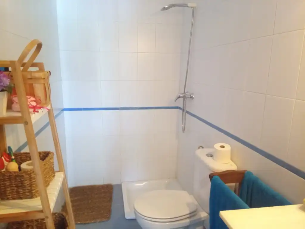 Badezimmer von Wohnung zum Verkauf in Granada