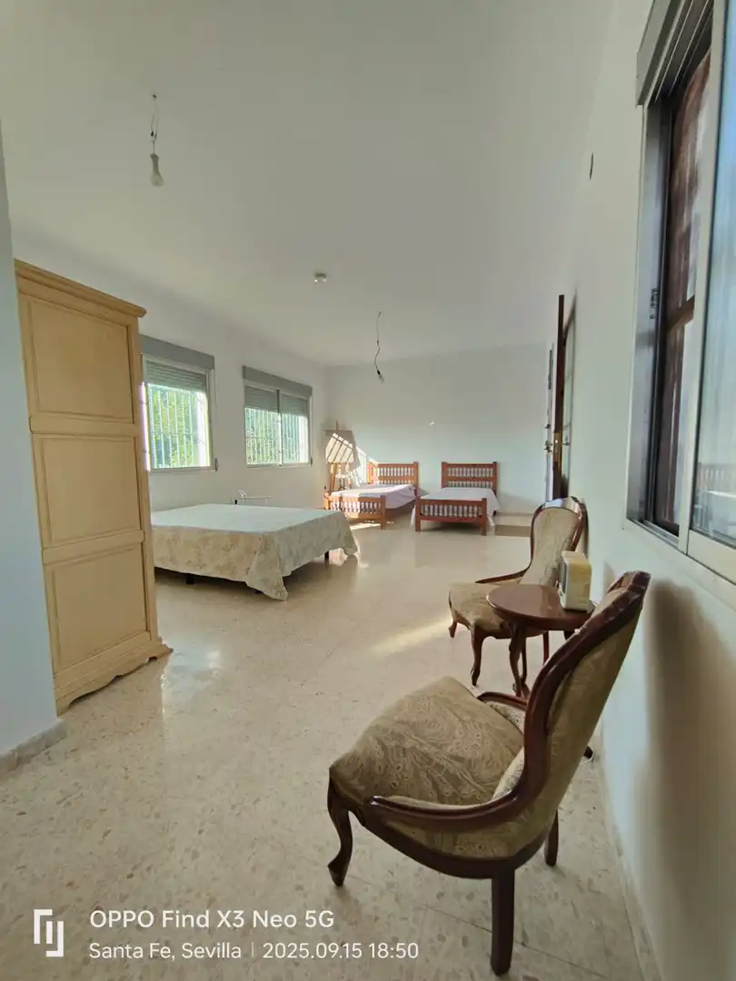 Habitación de Casa o chalet en venta en Carmona con Terraza