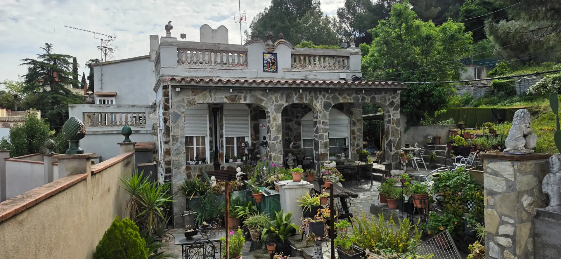 Vista exterior de Casa o xalet en venda en Castellbisbal amb Aire condicionat i Piscina
