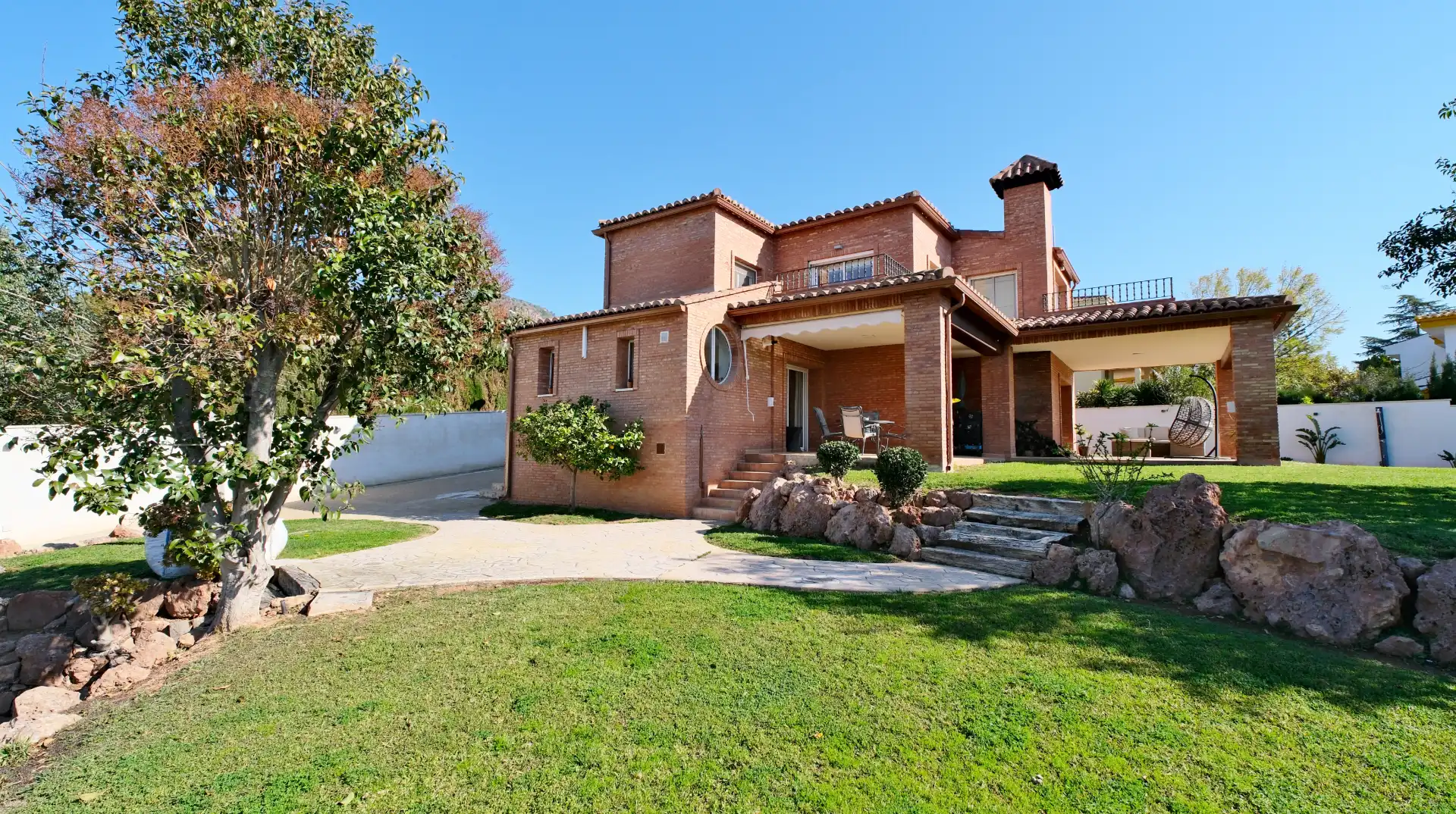 Villa mit Terrasse zum Verkauf in Alfinach - Los Monasterios