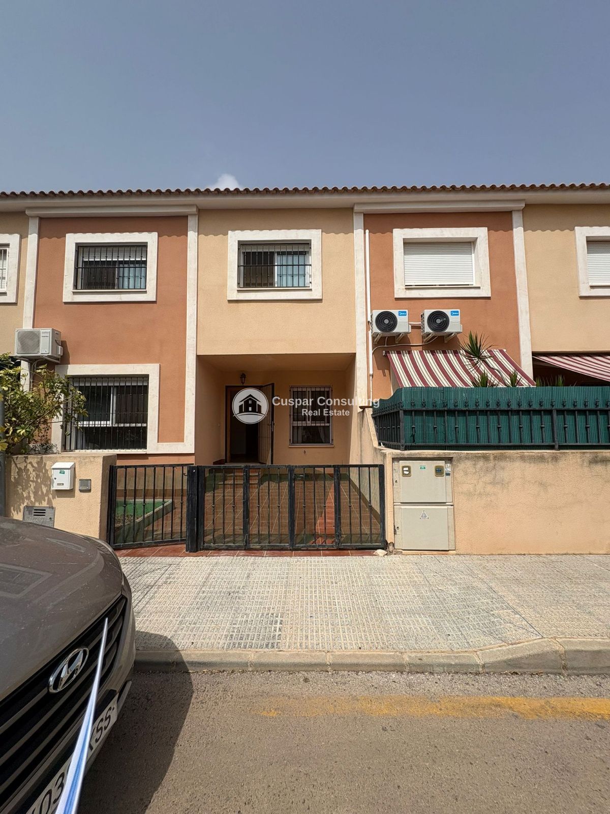 Vista exterior de Dúplex en venda en Población de Arroyo amb Aire condicionat, Calefacció i Moblat