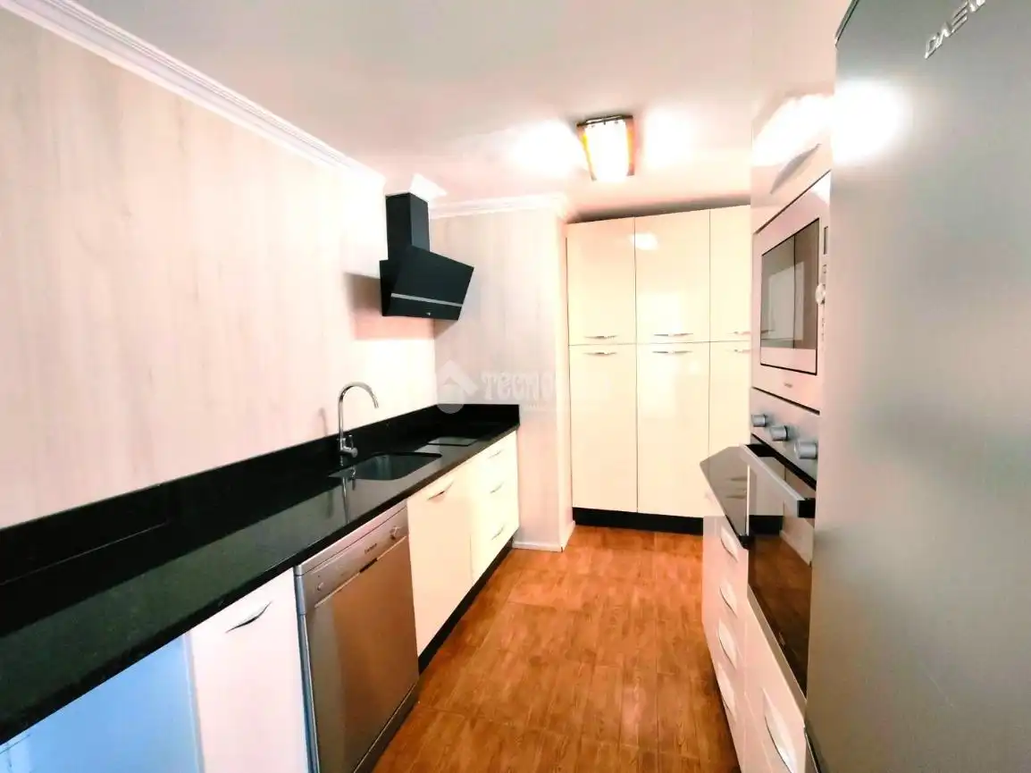 Cocina de Piso en venta en Coria del Río
