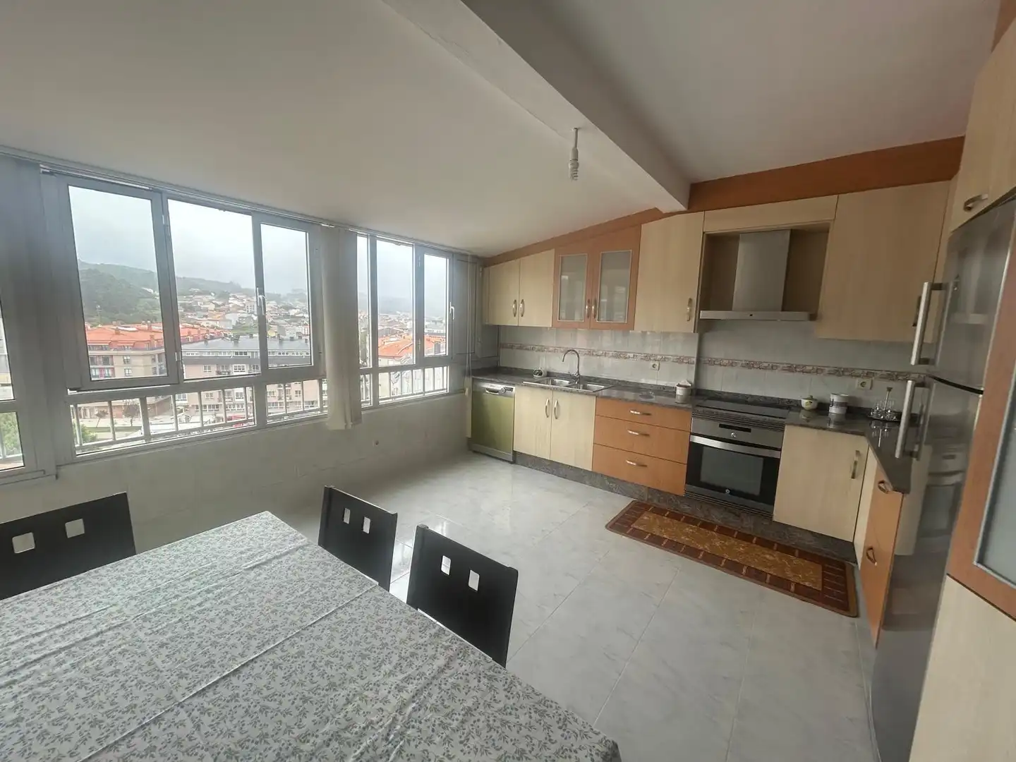 Außenansicht von Wohnung zur Miete in Ribeira mit Heizung und Möbliert