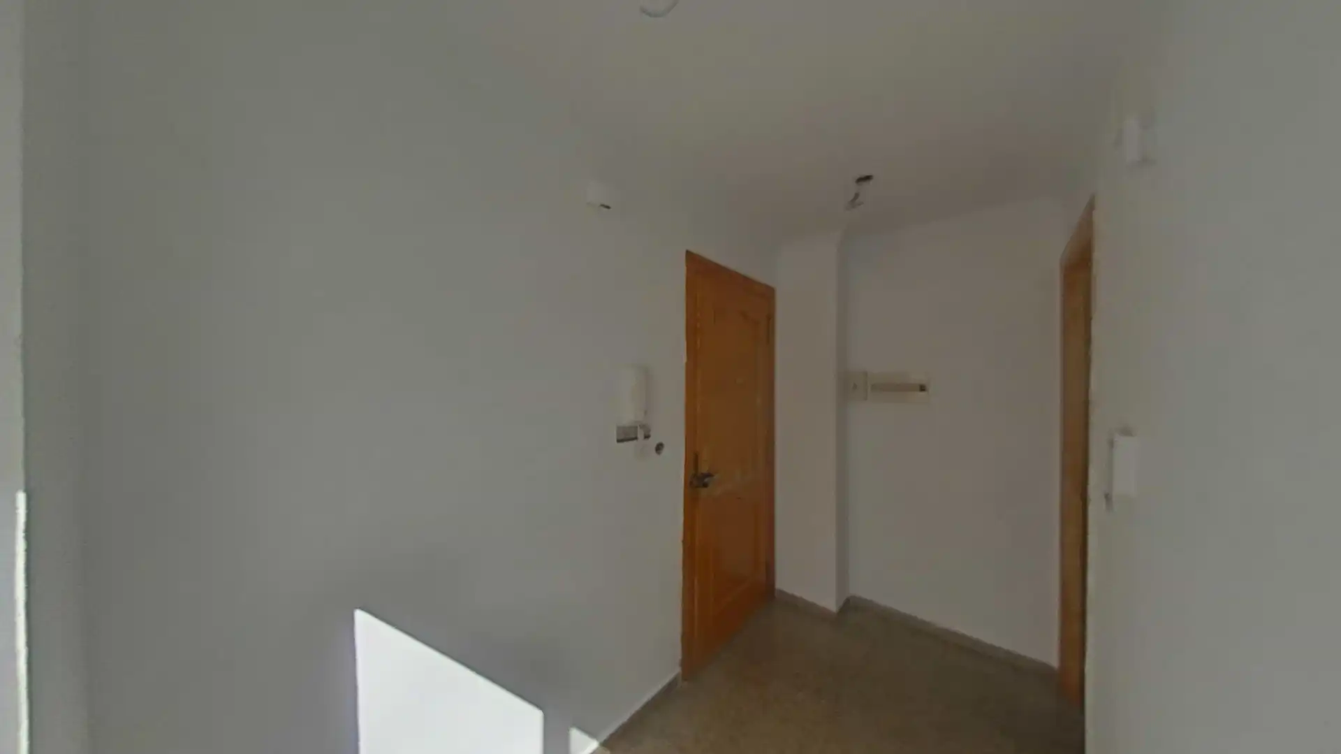 Piso en venta en Yátova con Balcón