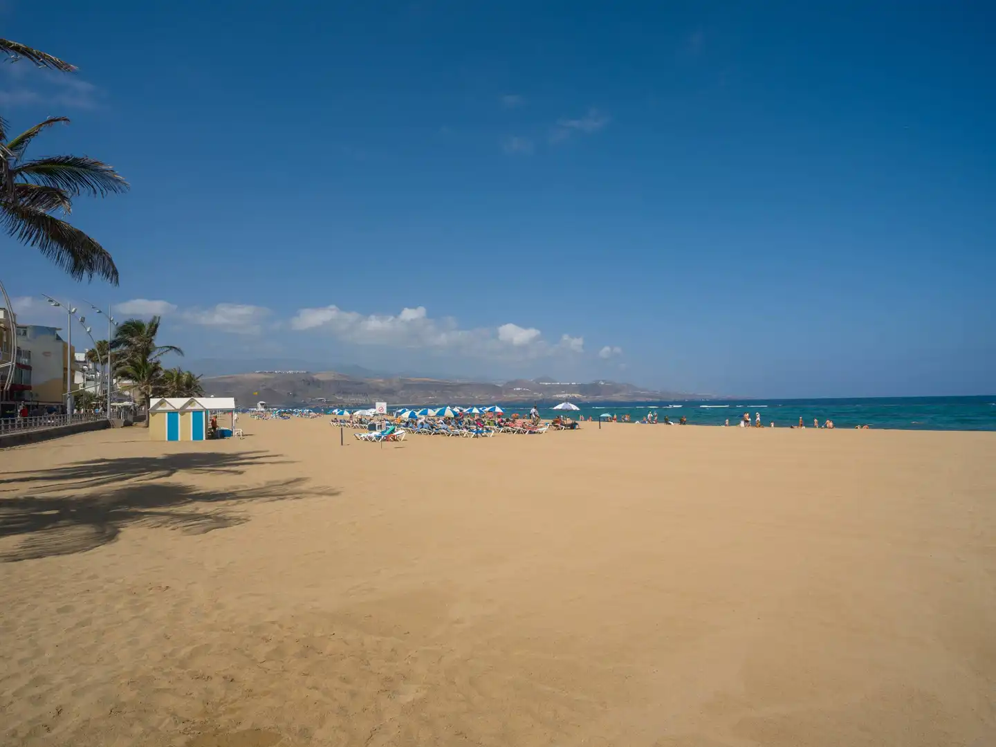 Vista exterior de Pis en venda en Las Palmas de Gran Canaria amb Aire condicionat