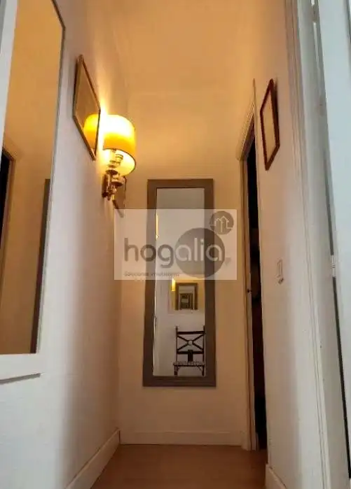 Study for rent in Sevilla  with Air Conditioner and Furnished