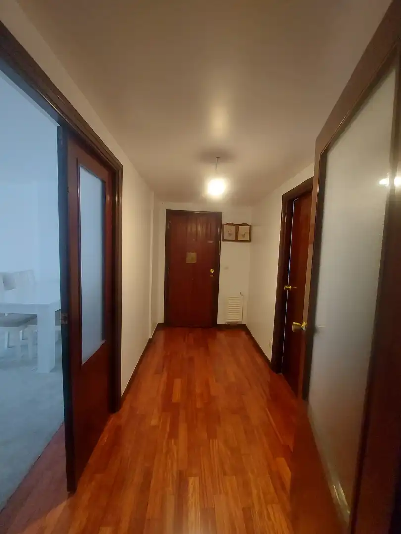Wohnung zur Miete in Rúa de Venezuela, 30, Plaza España - Corte Inglés
