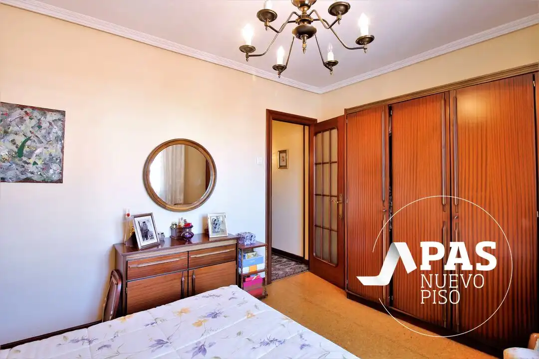 Habitación de Piso en venta en Santander con Balcón