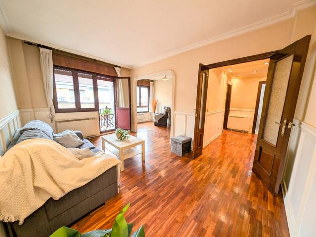 Piso en Venta en  PISTA LA en La Villa - Bazuelo