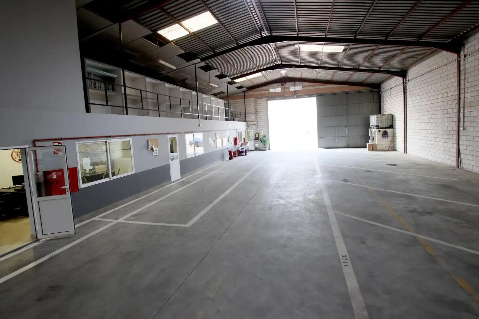 Nau industrial en venda en Puebla de la Calzada