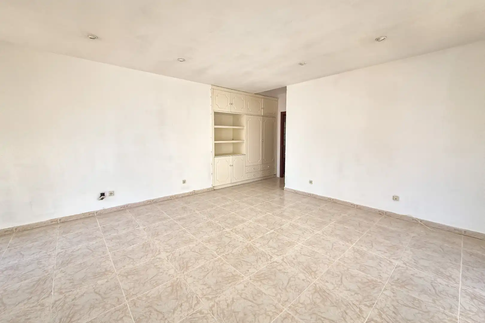 Sala d'estar de Pis en venda en Las Palmas de Gran Canaria amb Traster