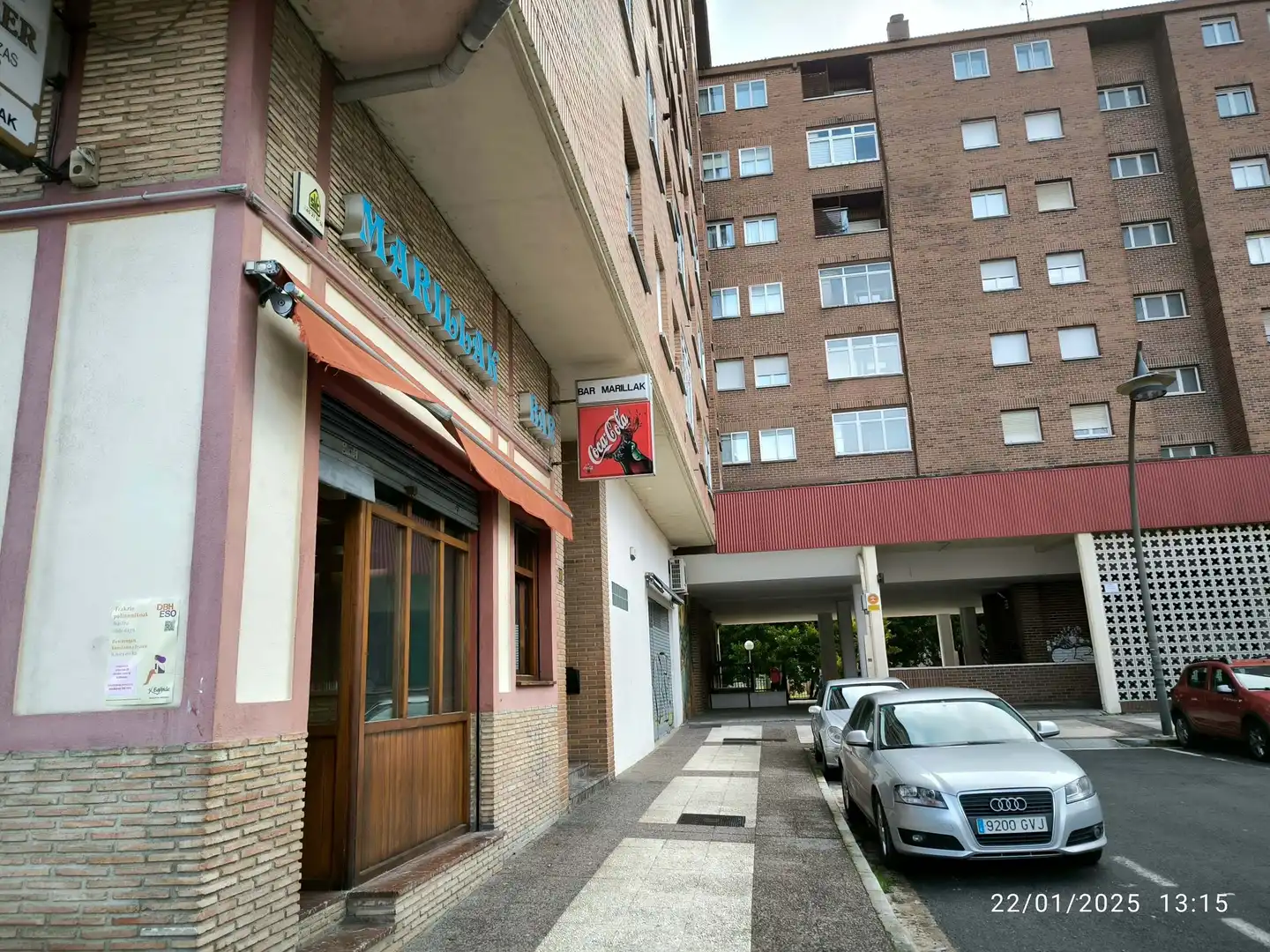Vista exterior de Local en venda en Vitoria - Gasteiz
