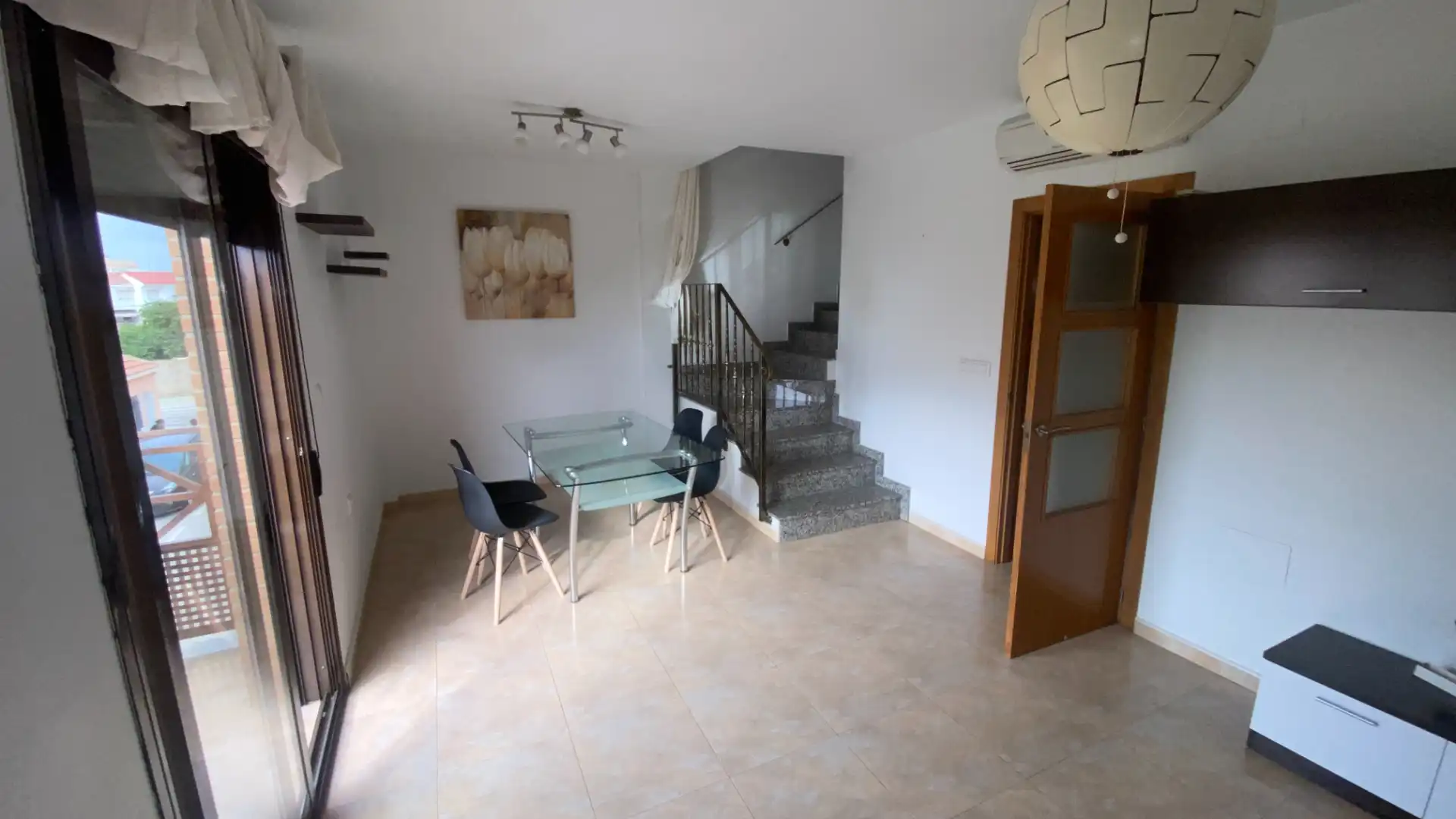 Dúplex de alquiler en Pilar de la Horadada con Terraza, Horno y Balcón