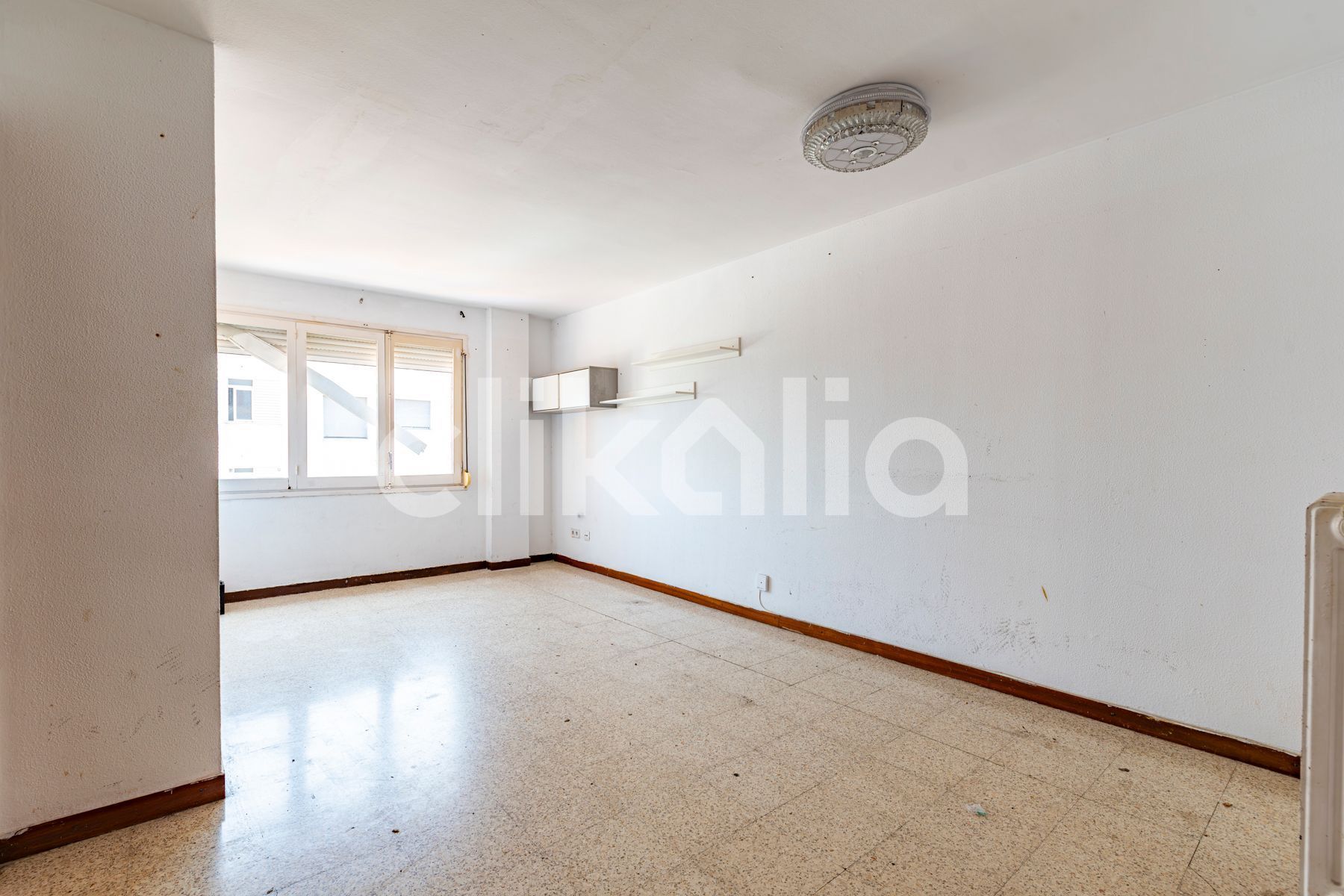 Sala d'estar de Pis en venda en Girona Capital amb Calefacció