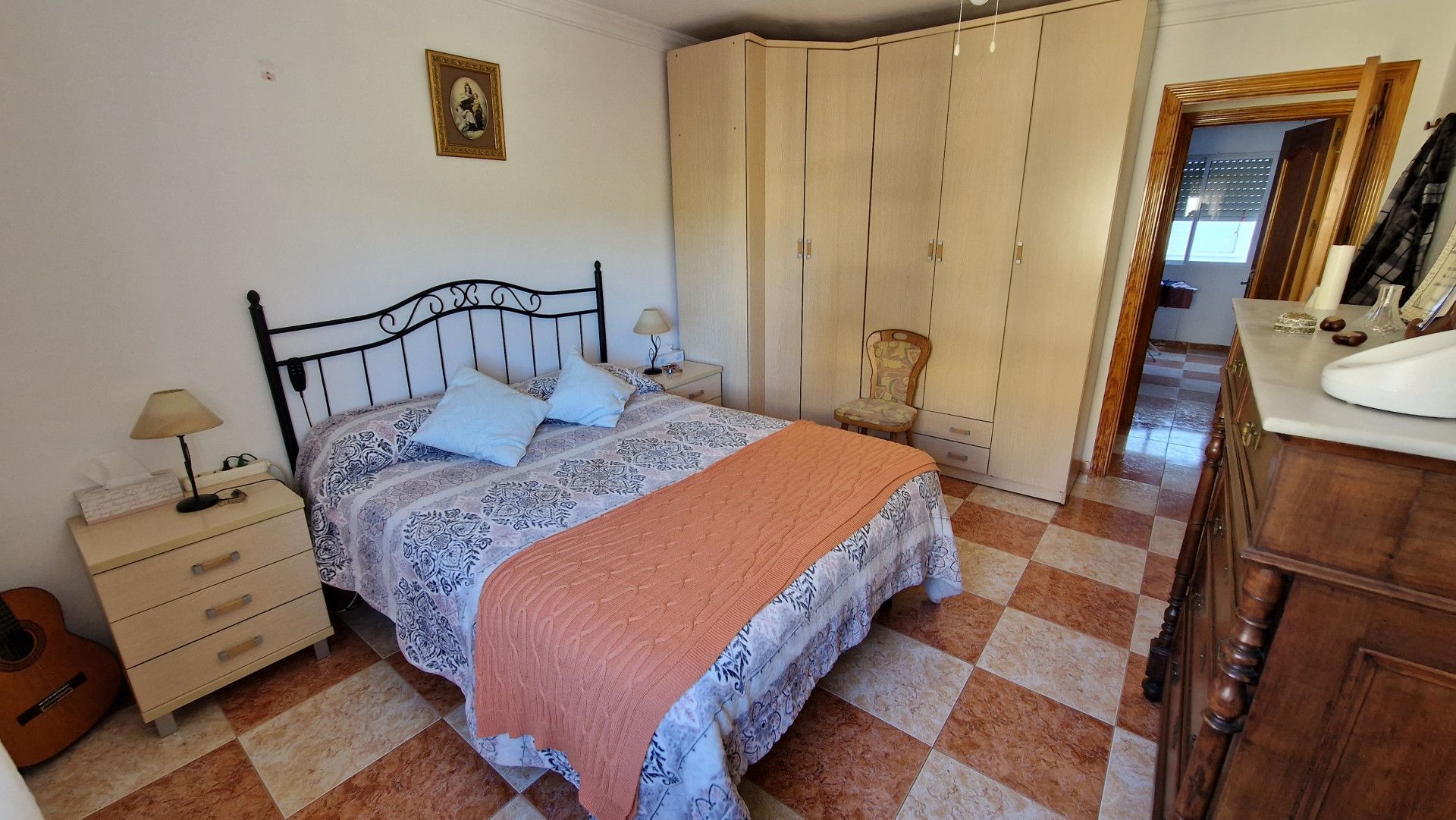 Dormitori de Apartament en venda en Estepona amb Terrassa i Moblat