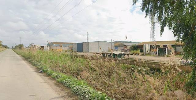 Nave industrial en Venta en Pedanías Sur