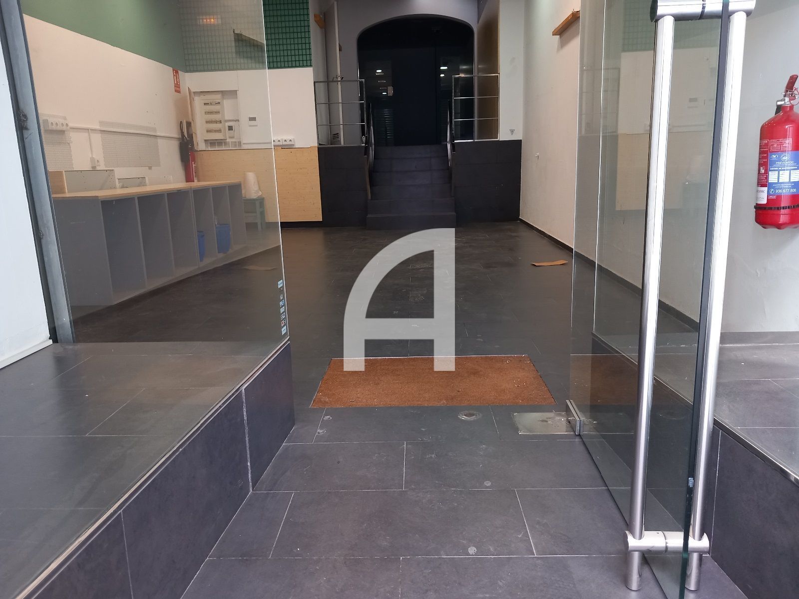 Premises to rent in MAJOR