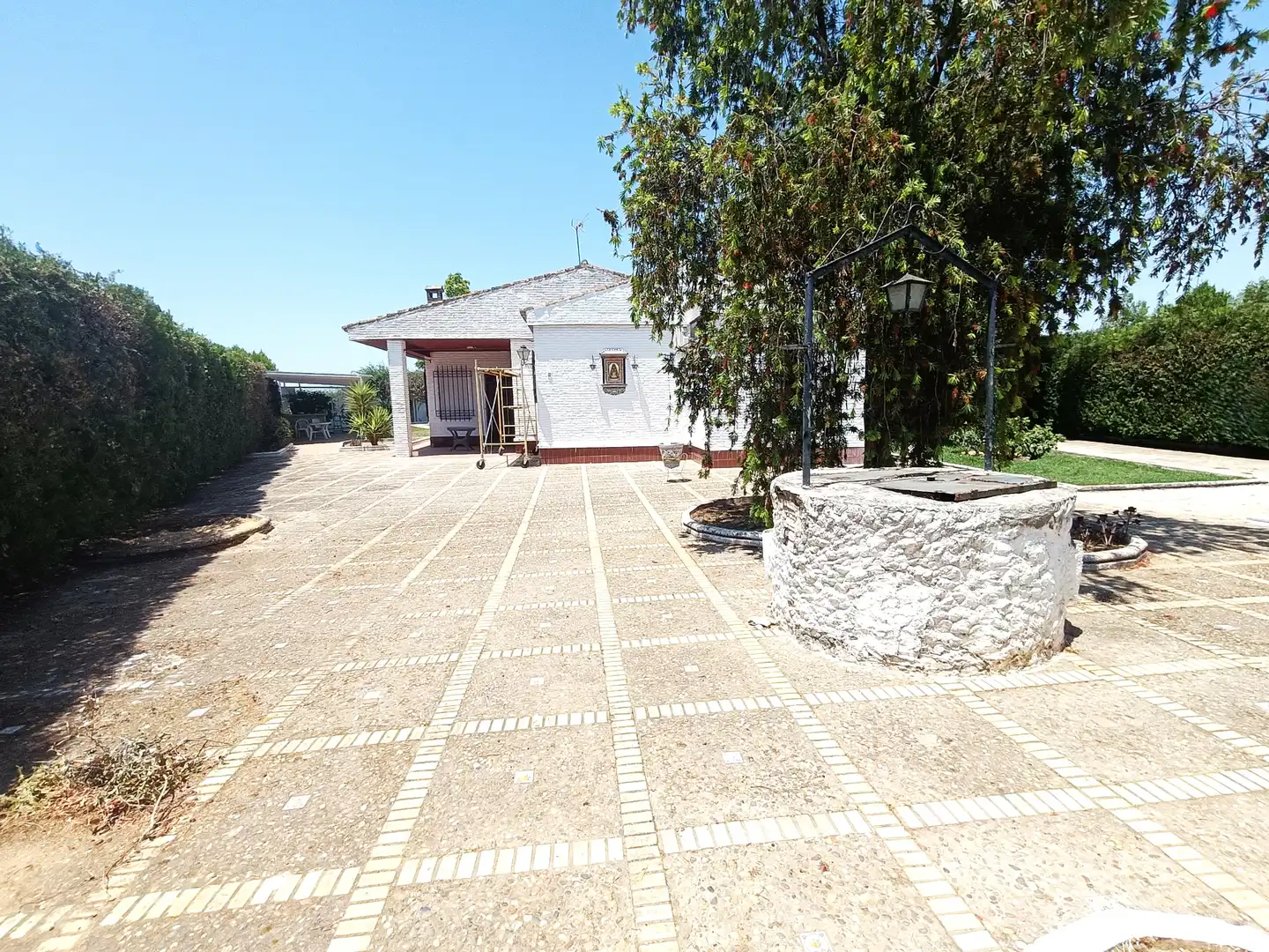 Vista exterior de Casa o chalet en venta en Espartinas con Aire acondicionado, Jardín privado y Terraza